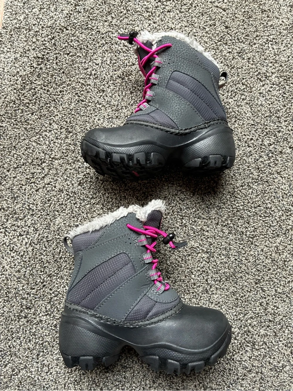 Columbia Toddler Girl’s Rope Tow III Winter Snow Boots in Pink and Gray, Size 9